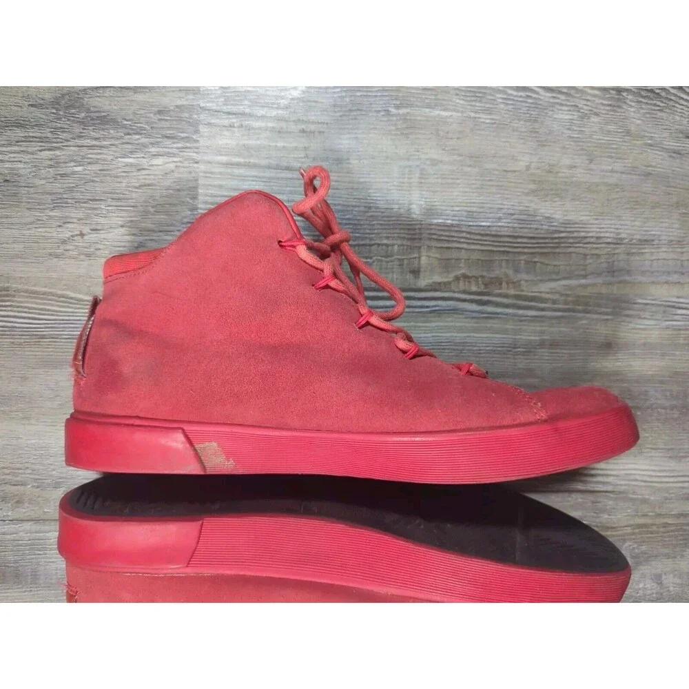Nike LeBron 12 Red NSW Lifestyle Men's Size 8.5  716417-600